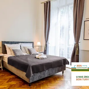 Angel House Apartahotel Cracovia