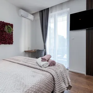 Antares Luxury Pensión Split
