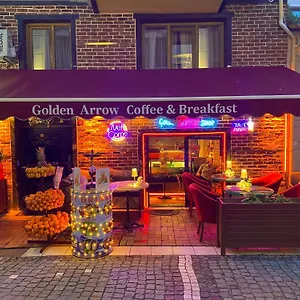 Golden Arrow Old Estambul